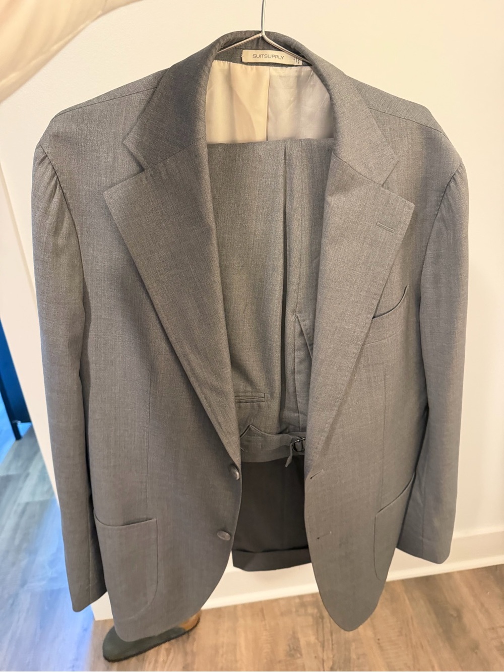 Suitsupply Light Gray Wool Two-Button Blazer